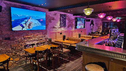 Le Lion D'or, Bar à la Clusaz