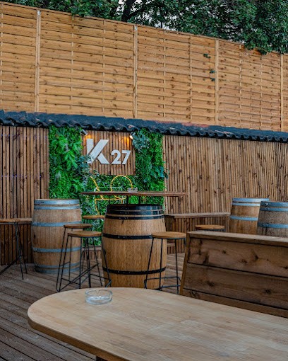 K27, Bar à Six-Fours-les-Plages