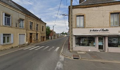 Au Trou Sans Fond, Bar à Floing