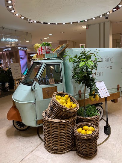 Sparkling Van PROSECCO Animation Bar Triporteur, Bar à Villefranche-sur-Mer