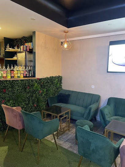 Five Lounge Chicha, Bar aux Pavillons-sous-Bois