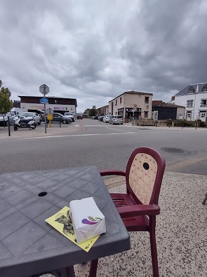 Bar Mine De Rien, Bar à Maché