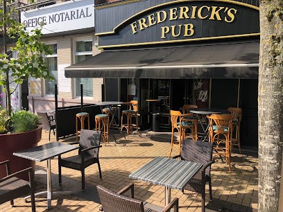Frederick's Pub, Bar à Croix