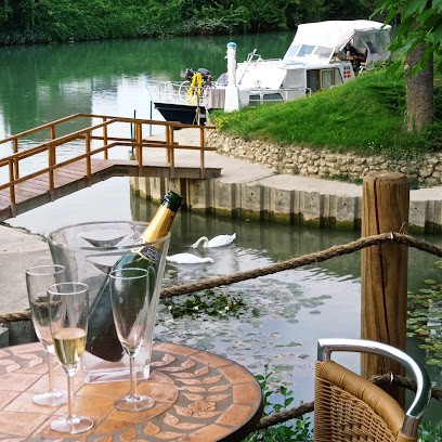 Le C, Bar à Épernay