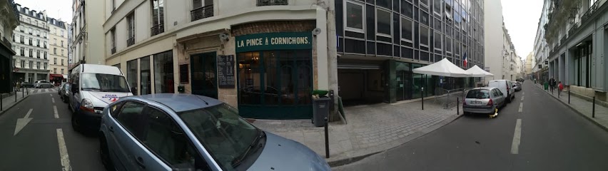 La Pince À Cornichons, Bar à Paris 02