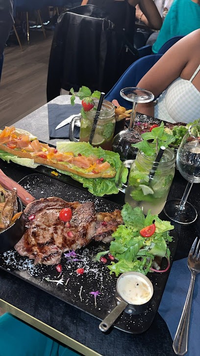 L'ARISTOCRATE LOUNGE, Bar à Montreuil