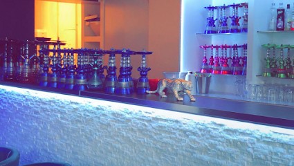 Business Class, Bar à Grenoble