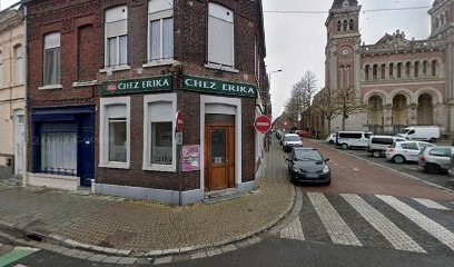 Chez Erika Schicketanz, Bar à Croix