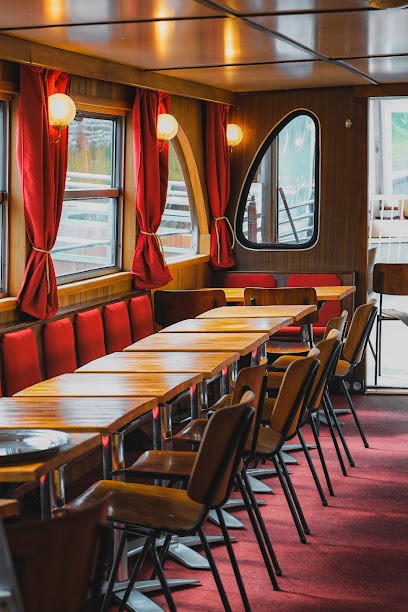 Le Saint L'eau - Bar à Huîtres, Bar à Saint-Lô