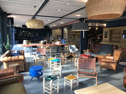 La Vache à Lunettes, Bar à Gisors