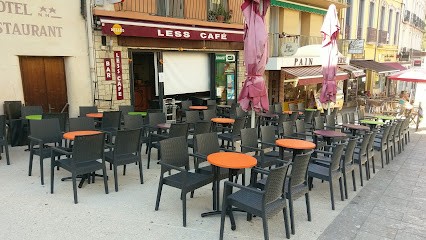 Le LESS CAFE, Bar à Amélie-les-Bains-Palalda