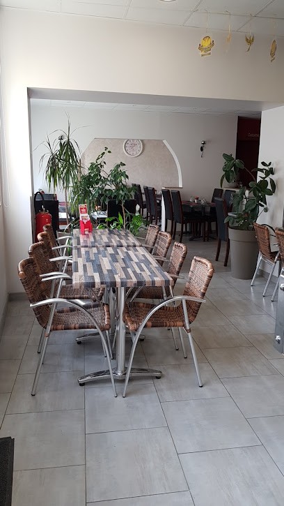 Poujade Patrice Guy Paul, Bar aux Villages Vovéens