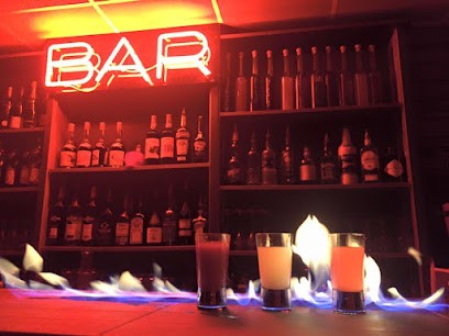 Bar Wanted Saloon, Bar à Grenoble