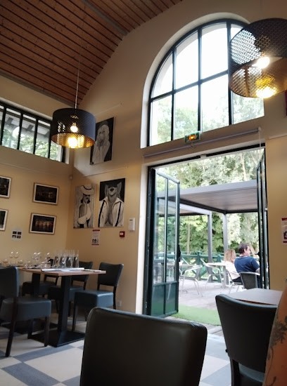 Kuster Snc, Bar à Toul