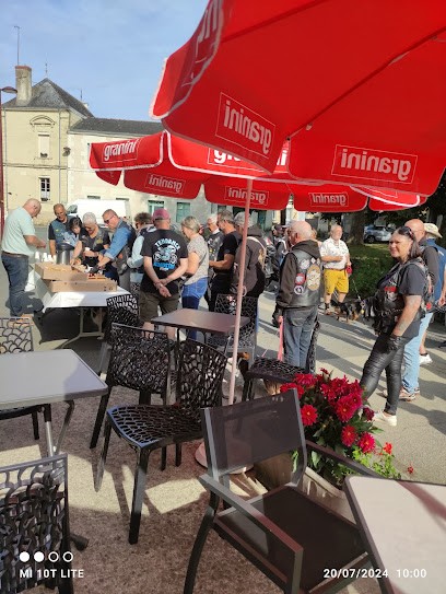 Café de Pompe, Bar à Saint-Martin-de-Sanzay