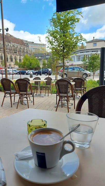 Bréant Corinne, Bar à Lisieux