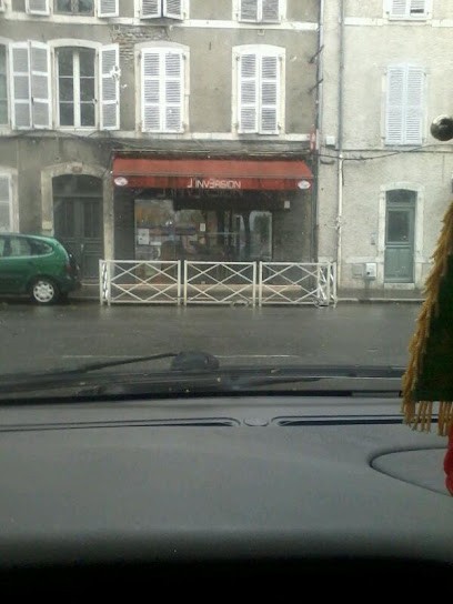 L Inversion, Bar à Pau