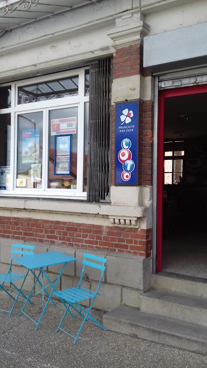 Danino Paul, Bar à Sempigny