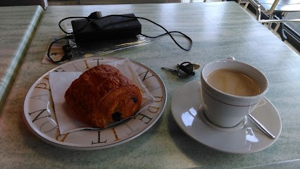 Psi Bar, Bar à Dreux