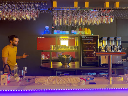 Nuit, Bar à Sète