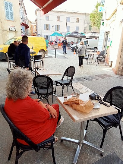 Le Caramy, Bar à Tourves
