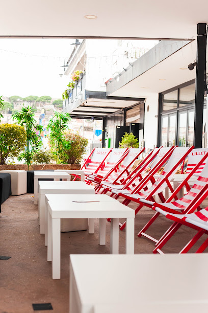 Gare Croisette, Bar à Cannes