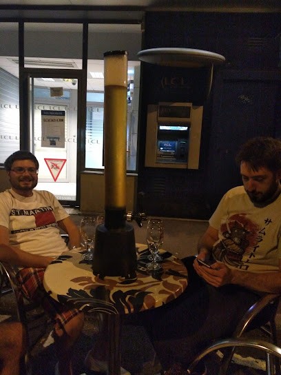 Les Fines Caves, Bar à Saint-Cloud