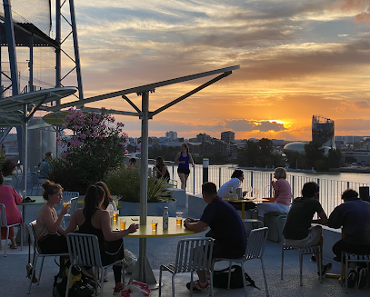 Ucpa Sport Station Rooftop Bordeaux, Bar à Bordeaux