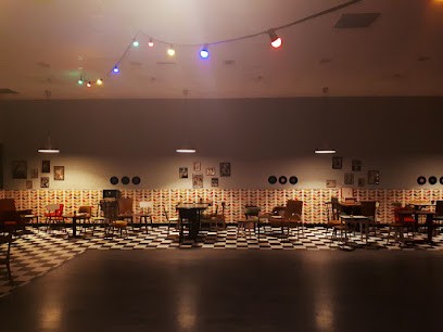 The Ball Pop ', Bar à Saint-Herblain