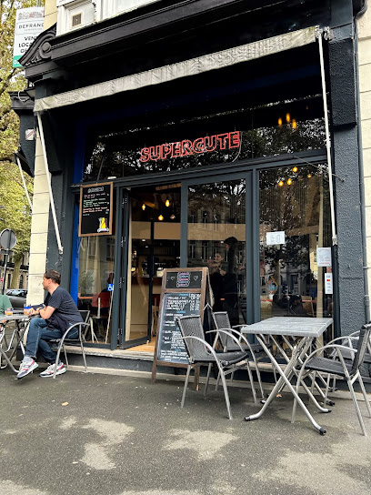 Supercute : Bar & Restaurant, Bar à Lille