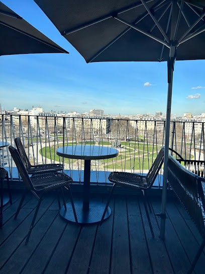 Les Piaules Rooftop Bar, Bar à Paris 12