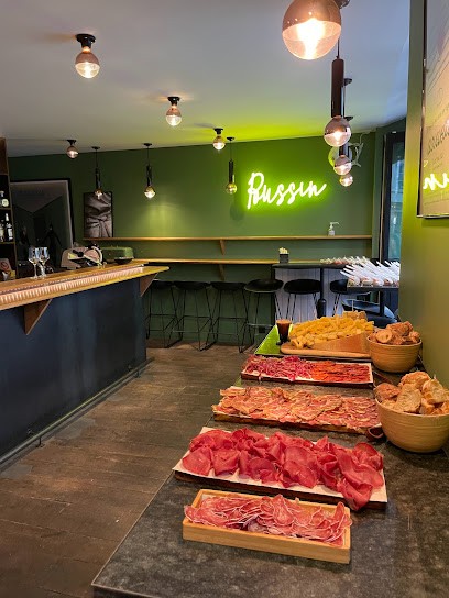 Poussin, Bar à Paris 17