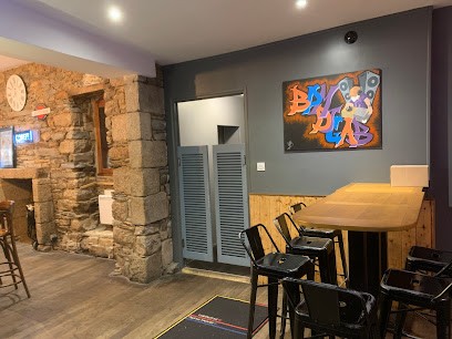 Le Diplomate, Bar à Lannion