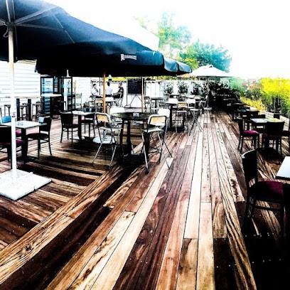 O'Wens, Bar à Pernes-les-Fontaines