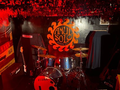 Amul Solo, Bar à Lille