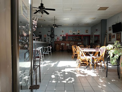 Bar Des Colonnes, Bar à Maraussan