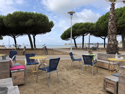 Sous Les Palmiers La Plage, Bar à Saint-Nazaire
