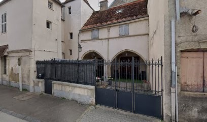 Gotham 70, Bar à Gray