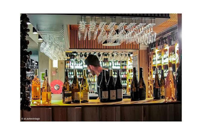 Wine Not Halles Coeur De Maine, Bar à Angers