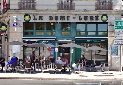 La Demi-Lune, Bar à Orléans