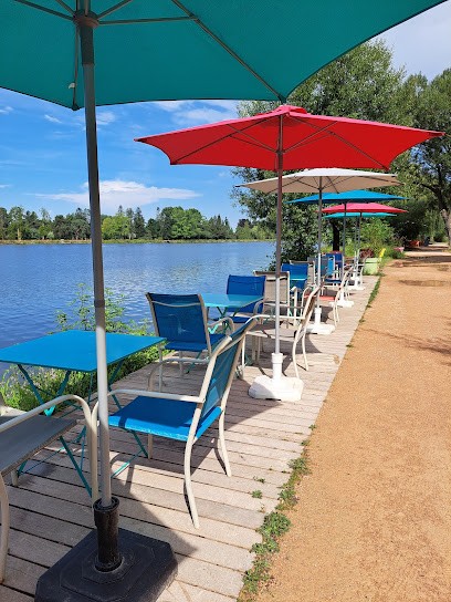 Restaurant Et Mini Golf Les Terrasses De Vichy, Bar à Vichy