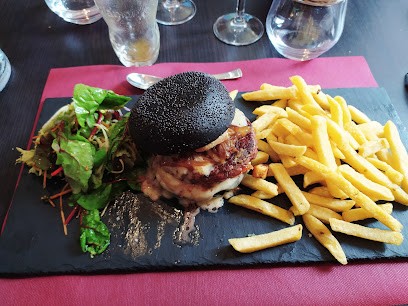 Bar Les Folatières, Bar à Dinéault