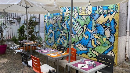 Ô Bar Lié, Bar à Montreuil