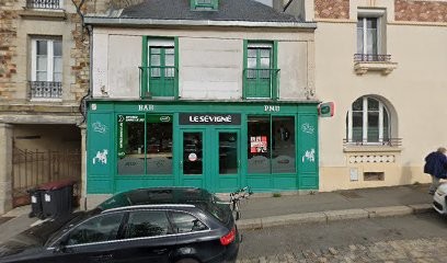 Le Sévigné, Bar à Vitré