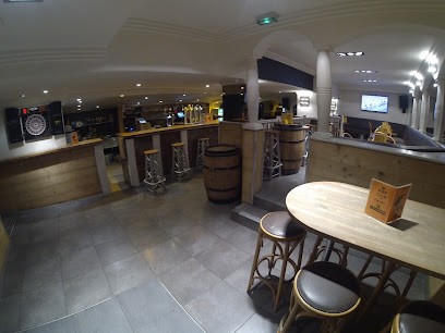 Le Crocodile PUB, Bar à Isola