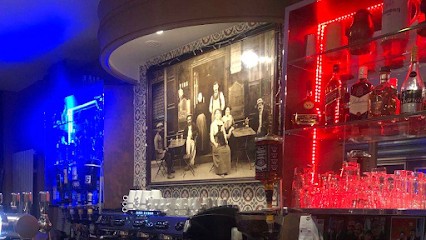 Bar Du Marché, Bar à Saint-Maurice