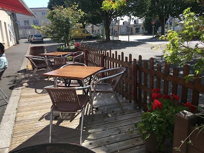 La Mall Poste, Bar au Lude