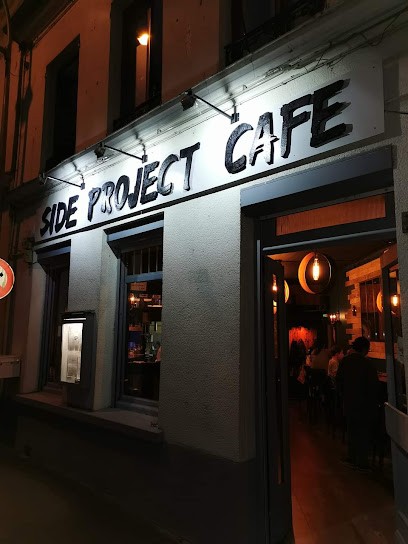 Side Project Cafe, Bar à Dormans