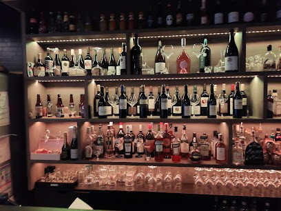 Mr Maurice - Bar à Vins, Cocktails & Bières, Bar à Évian-les-Bains