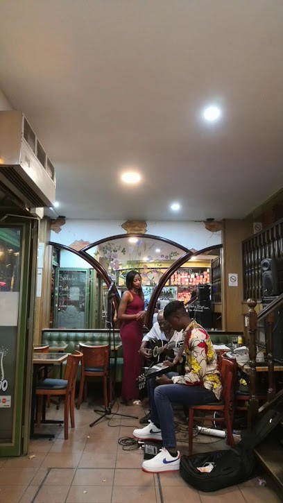 LE PETIT BISTROT, Bar à Montreuil